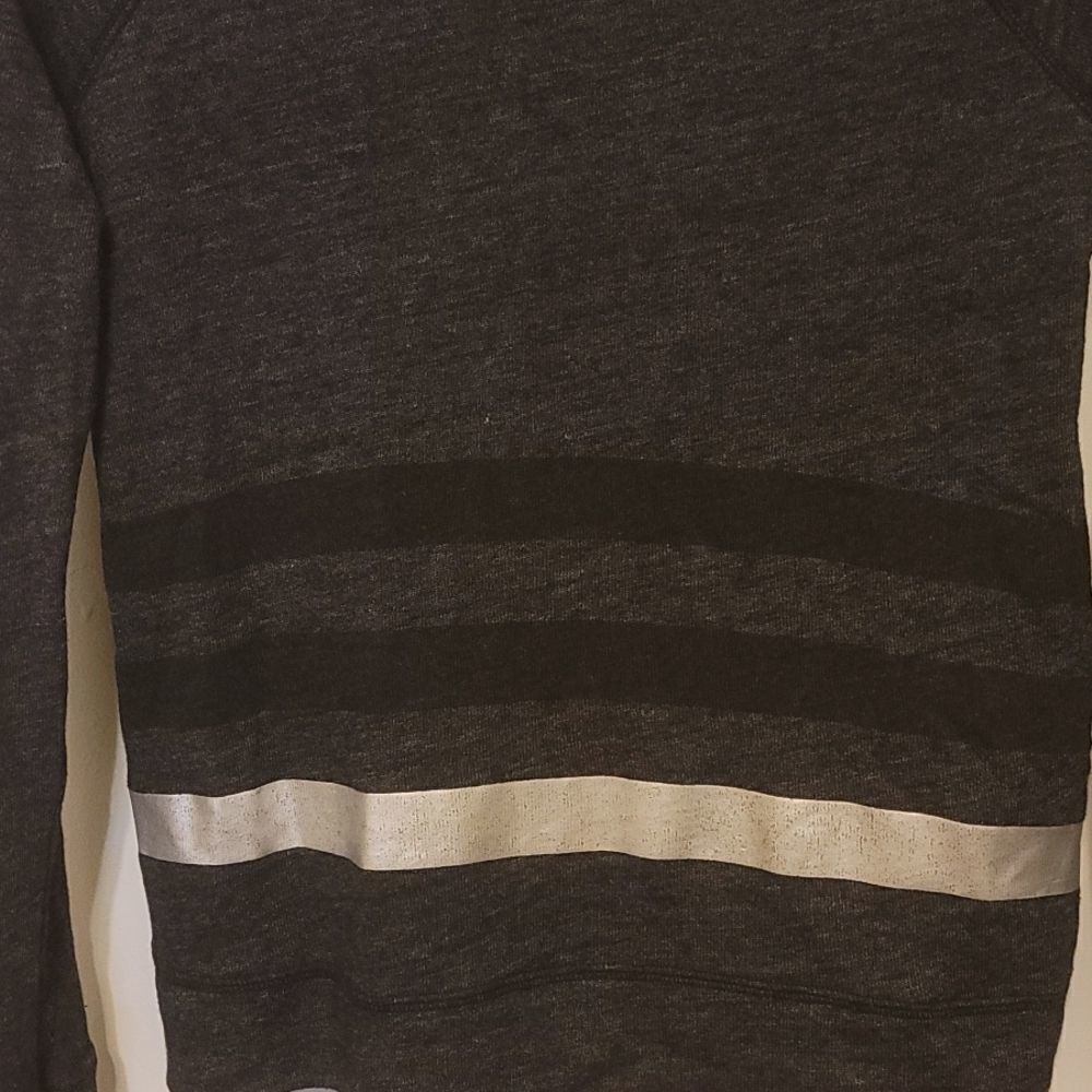 ‎Sundry ColorBlock Striped Raglan Sweatshirt 1 - Picture 2 of 11